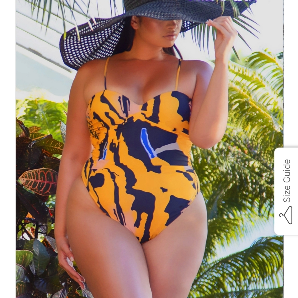 Matte Swimsuit - Picture 3 of 5